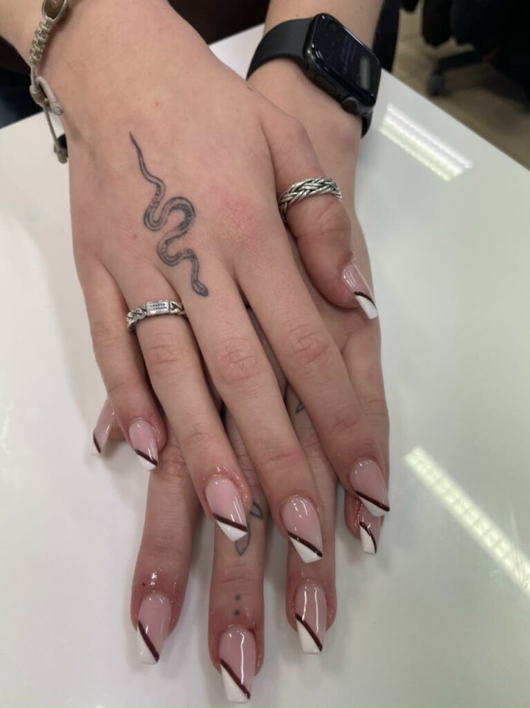 Handgeschilderde nail-art bij Mai Kim